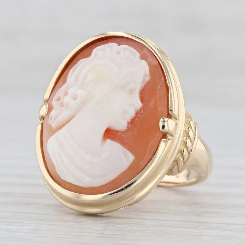 antique-style engagement rings for women-Figural Carved Cameo Shell Ring 14k Yellow Gold Vintage Size 6.5