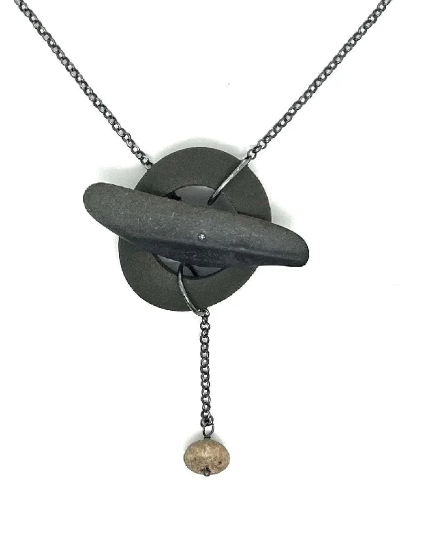 pendant necklaces for women-Long Rock Toggle Lariat