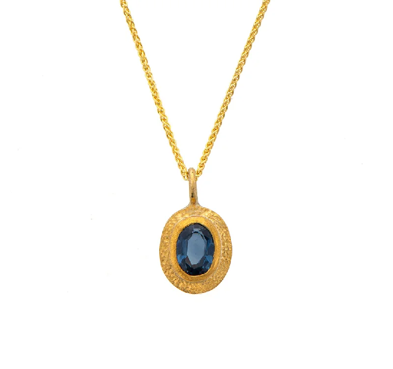 creative gold necklaces for women-Nava Zahavi Yellow Gold London Blue Topaz Necklace