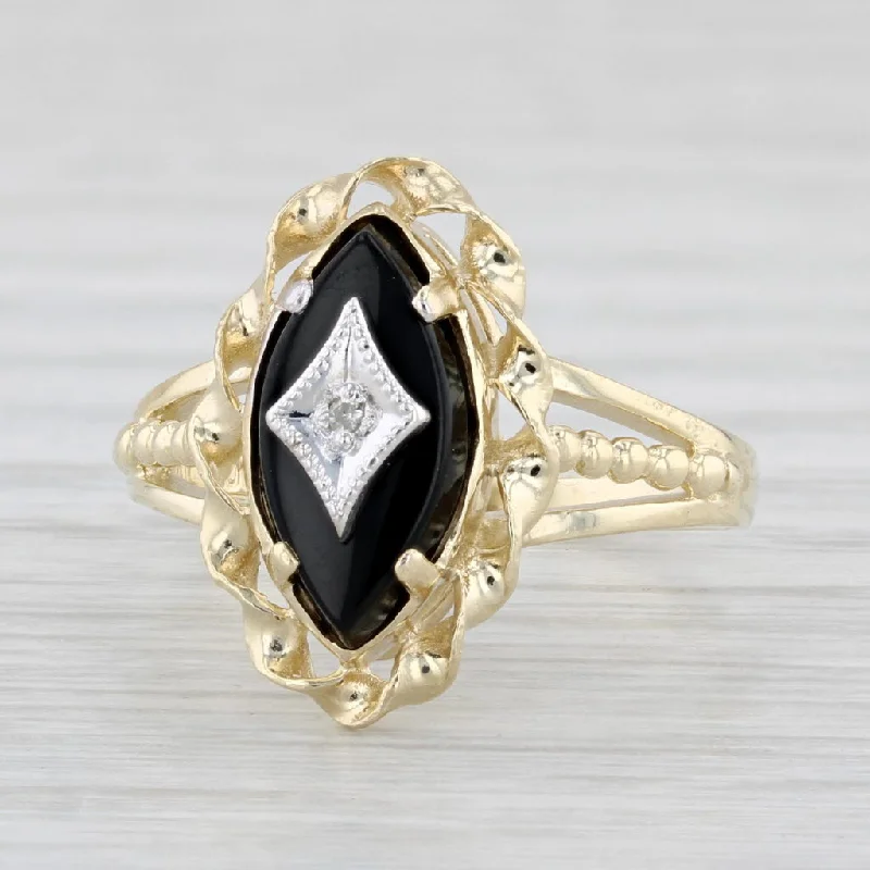 round-cut engagement rings for women-Onyx Diamond Signet Ring 10k Yellow Gold Size 6 Vintage