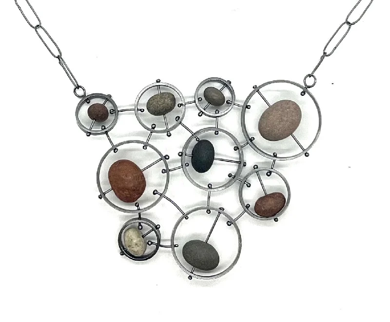 initial necklaces for women-Circle Cluster Rock Necklace