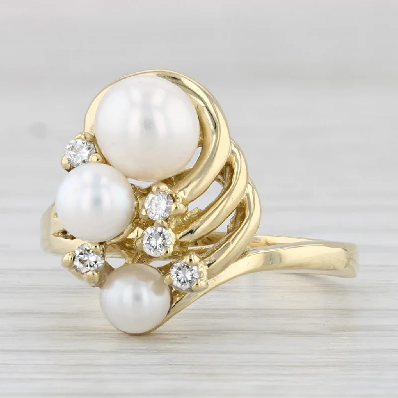 fancy-colored diamond engagement rings for women-Cultured Pearl 0.10ctw Diamond Cluster Ring 18k Yellow Gold Size 6.5